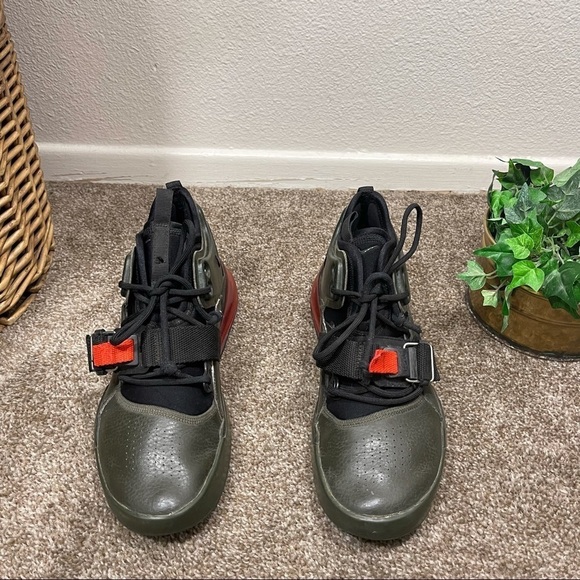 Nike Air Force 270 GS Sequoia Habanero Red black Green YOUTH Size 7Y - Picture 4 of 11